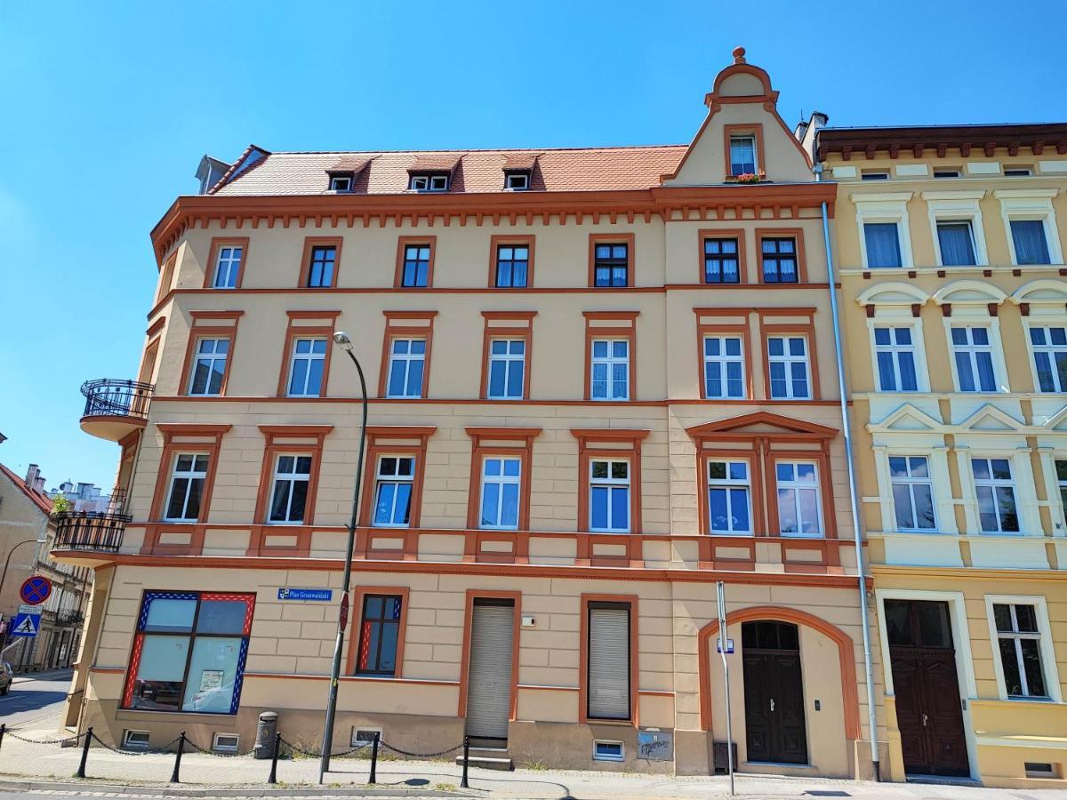 Centrum Grand Apartament Leilighet Świdnica Eksteriør bilde