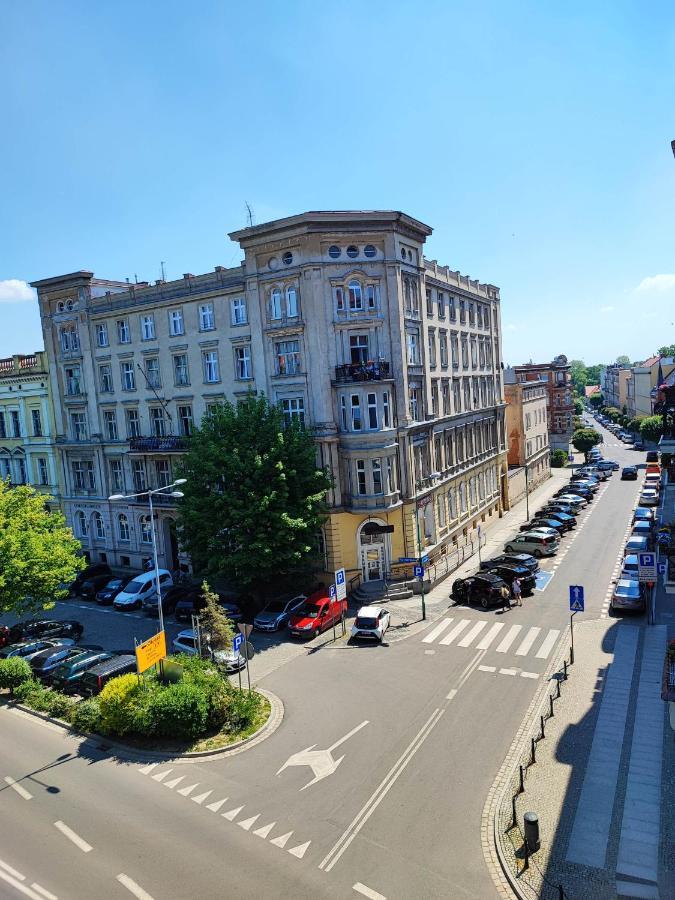 Centrum Grand Apartament Leilighet Świdnica Eksteriør bilde